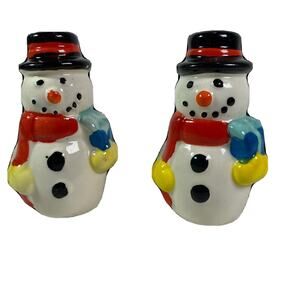Vintage Porcelain Christmas Snowman Salt And Pepper Shakers, 2.5" Tall